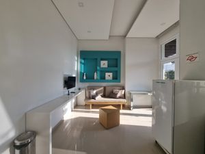 Image 19 - 927354