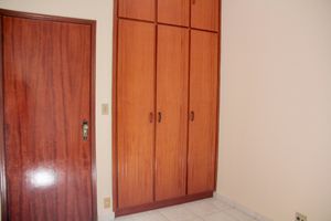Image 1 - 927359