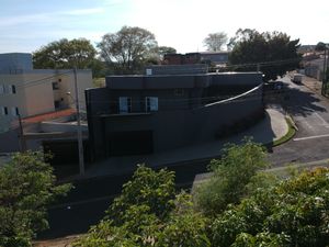 Image 5 - 927362