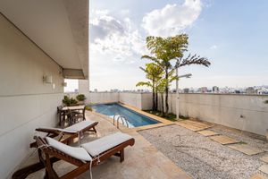 Image 39 - 927363