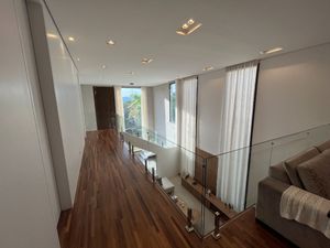 Image 8 - 927365