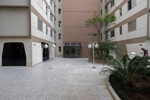 Image 32 - 927367