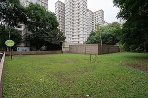 Image 23 - 927367
