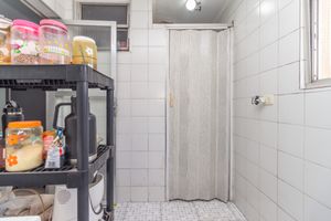 Image 13 - 927368
