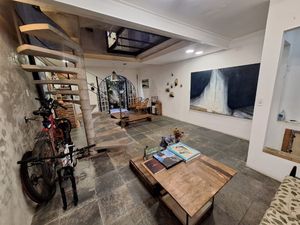 Image 13 - 927369