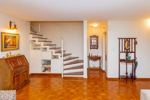 Image 6 - 927372