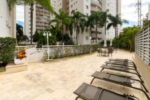 Image 40 - 927374