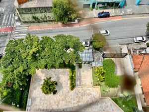 Image 19 - 927376