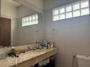 Image 4 - 927395