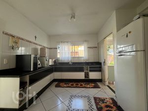 Image 21 - 927395