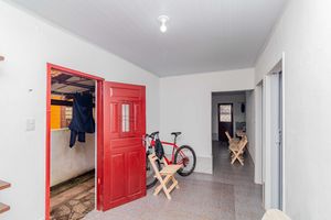 Image 30 - 927399