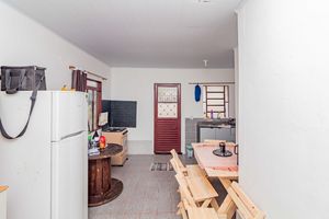 Image 36 - 927399