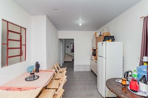 Image 38 - 927399