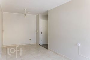 Image 3 - 927405