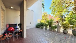 Image 33 - 927415