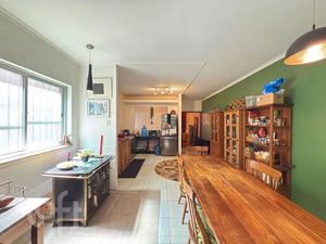 Image 8 - 927416