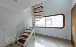 Image 4 - 927425
