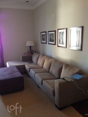 Image 3 - 927429