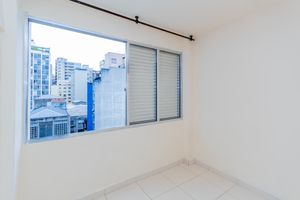 Image 1 - 927445