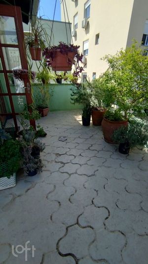 Image 21 - 927448