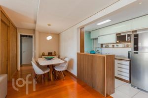 Image 6 - 927455