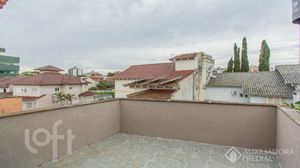 Image 29 - 927456