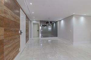 Image 7 - 927467