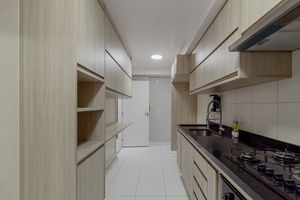 Image 18 - 927467