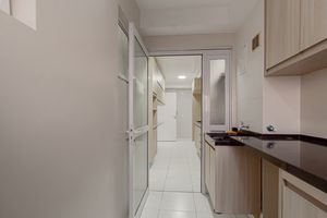 Image 13 - 927467