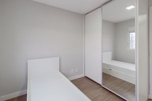 Image 31 - 927467