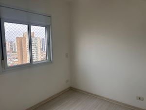 Image 18 - 927469