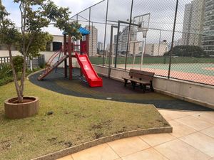 Image 32 - 927469