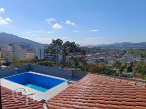 Image 7 - 927482