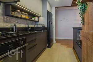 Image 7 - 927486
