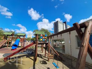 Image 13 - 927492