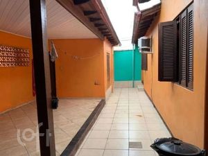 Image 4 - 927494