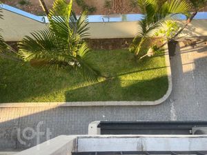 Image 5 - 927510
