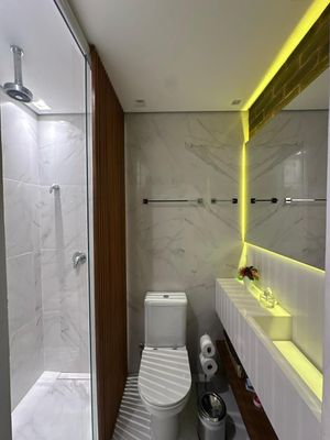 Image 19 - 927511