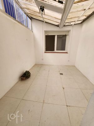 Image 8 - 927546