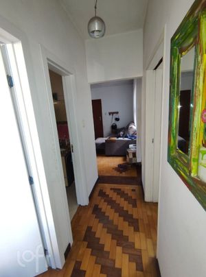Image 21 - 927548