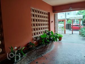 Image 11 - 927554
