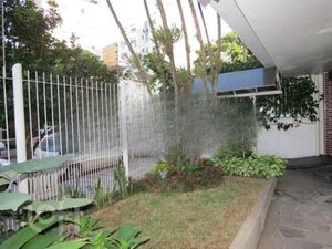 Image 13 - 927556