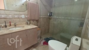 Image 32 - 927577