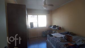 Image 25 - 927577