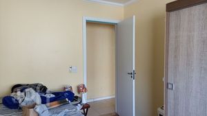 Image 23 - 927577