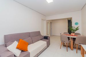Image 4 - 927602