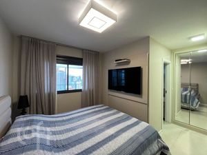 Image 3 - 927604