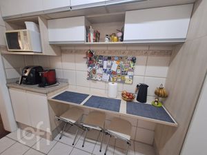 Image 20 - 927610