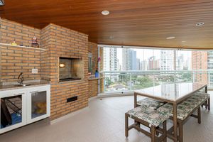 Image 21 - 927611