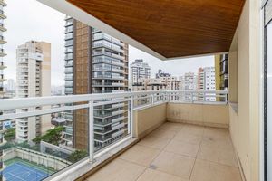 Image 37 - 927611